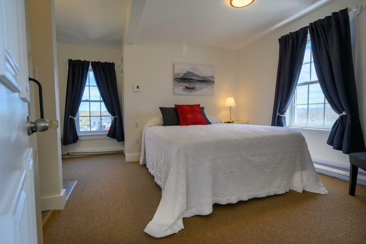 Telegraph House Motel Baddeck Inlet Exteriér fotografie